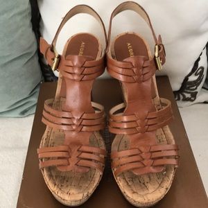 Audrey Brooke Wedges